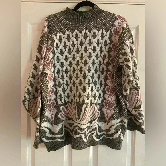 Vintage J C & Louis Women’s Sweater - Picture 1 of 6